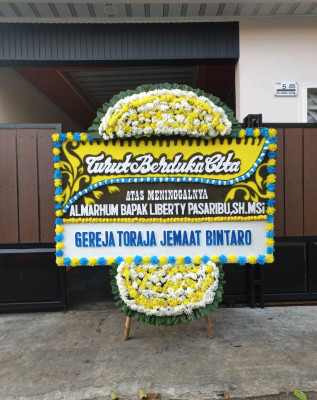 Papan Bunga Duka di Krempong